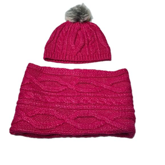 NWOT Banana Republic Infinity Scarf and Beanie Cap Pom Pom Hat Hot Vibrant Pink - Picture 1 of 6